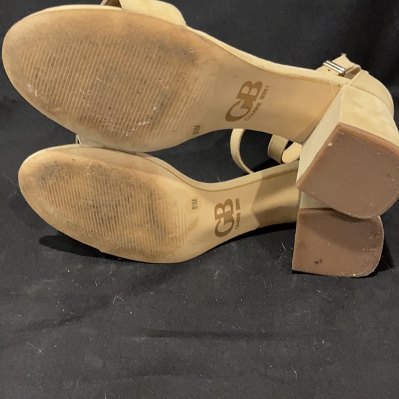 Gianni Bini Nude ankle strap heel - Picture 4 of 4